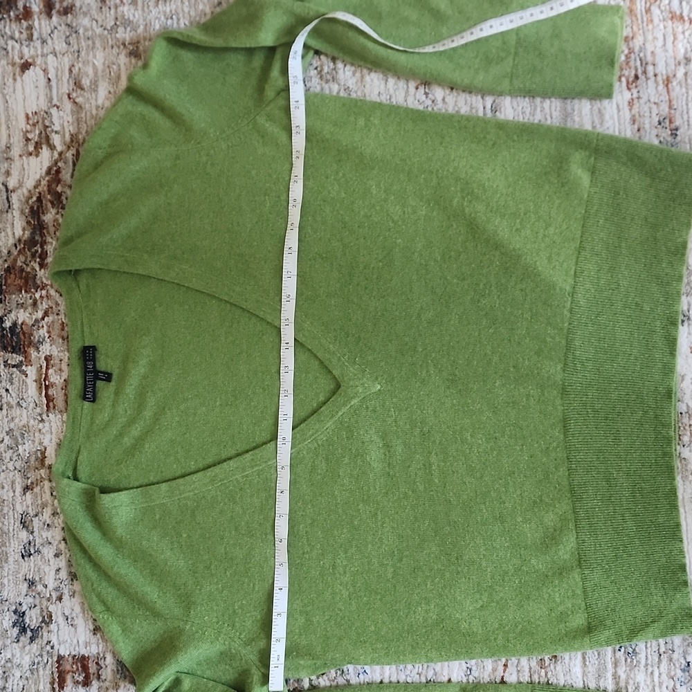Lafayette 148 NYC Cashmere Deep V-neck sweater - Picture 3 of 5